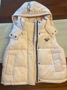Roxy Light Pink Puffer Vest with Hood Size M
